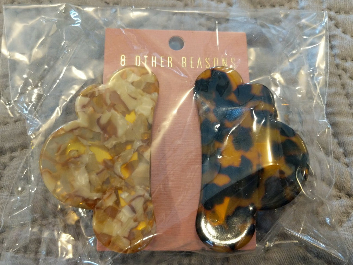 8 Other Reasons Tanner Clip Duo. Beige and Tortoise. 3" long. Gold