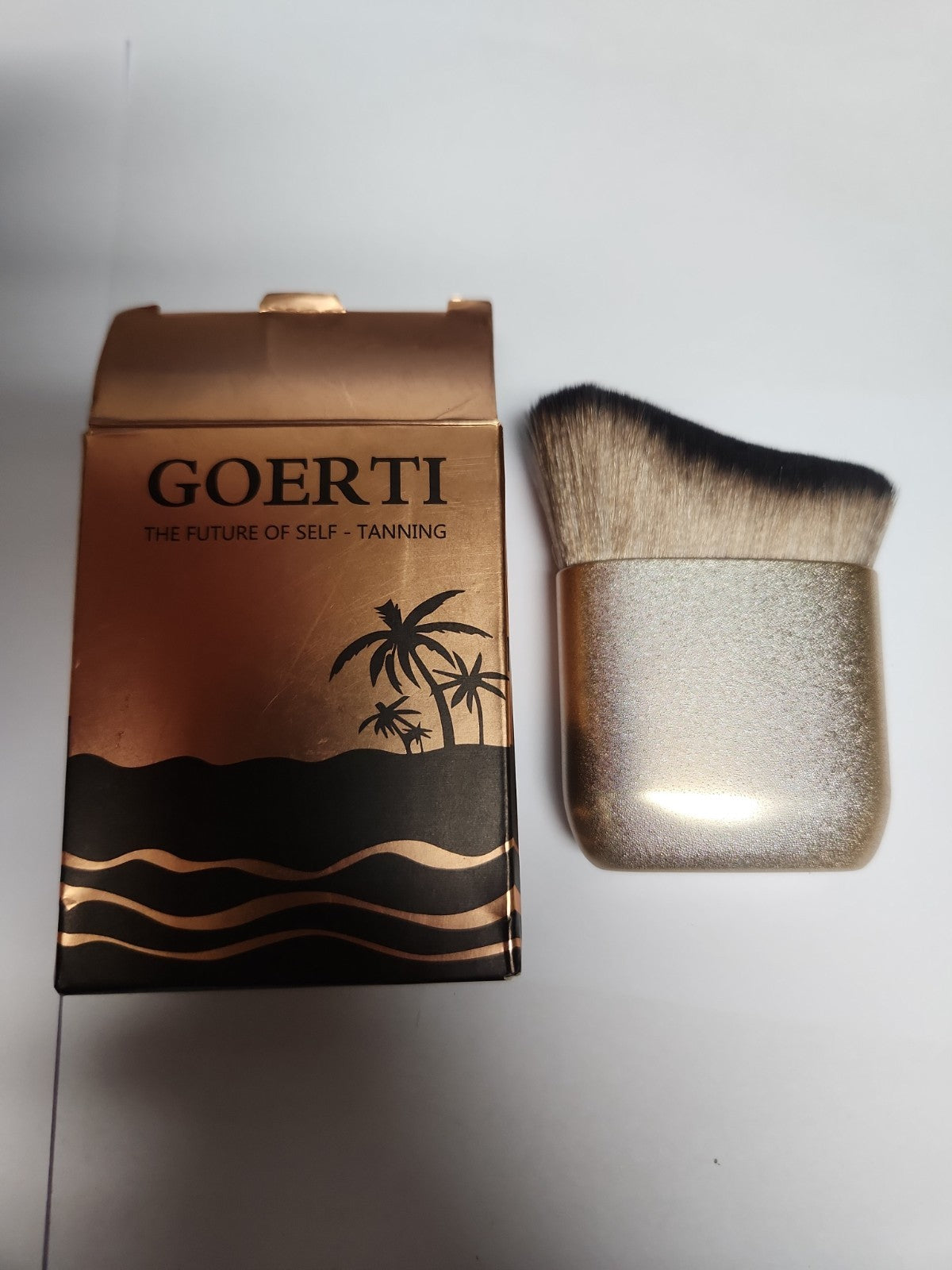 Large Self Tan Kabuki Brush for Body - Tanning Brush by GOERTI