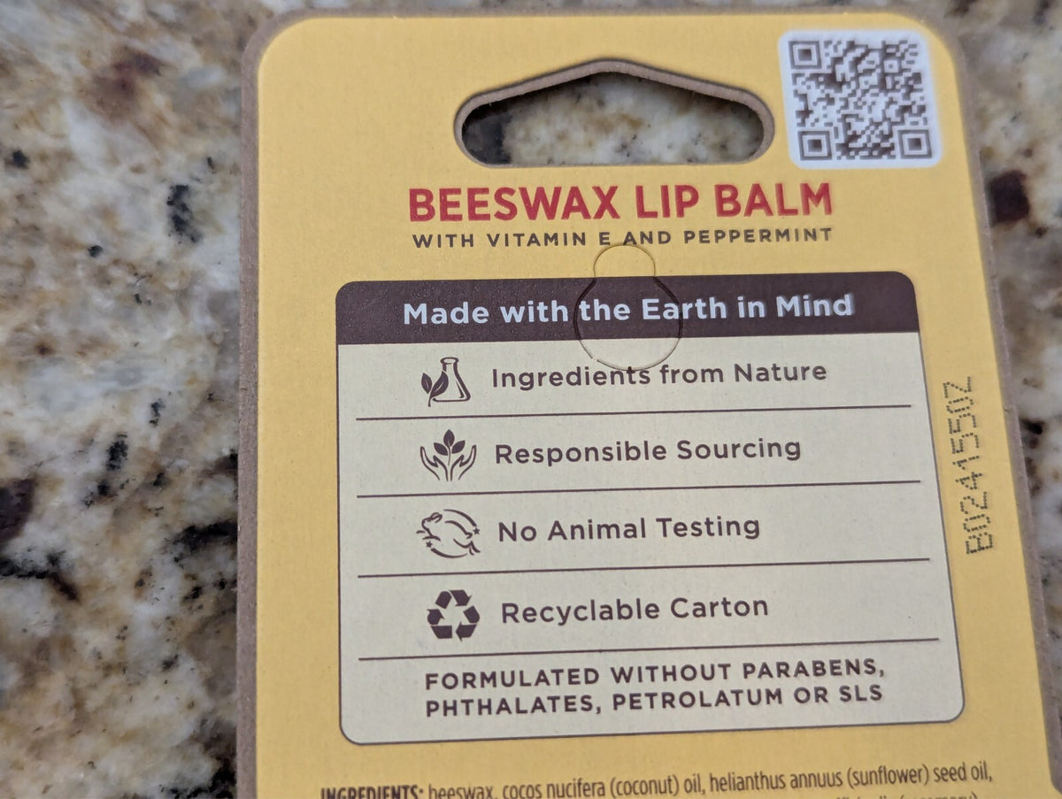 Lip Balm Set - Pack of 6 Beeswax Lip Care with Vitamin E & Peppermint