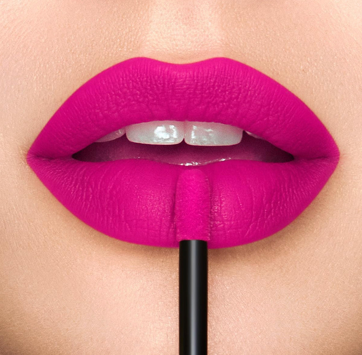 Long-Lasting Matte Lipstick Fucsia Flamingo No Transfer Hydrating Lip Color