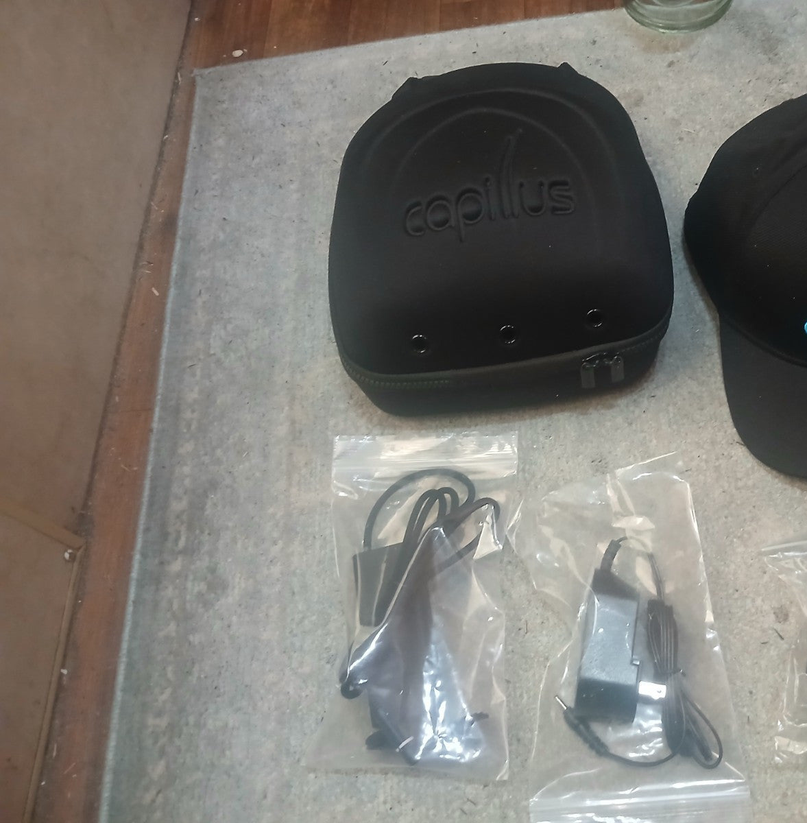 Capillus Plus Laser Hair Growth Cap with Battery & Case