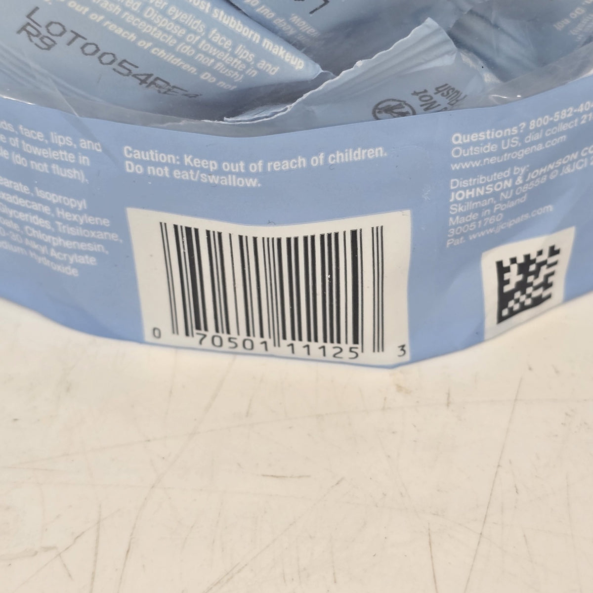 Neutrogena Makeup Remover Wipes - Individually Wrapped Daily Face Wipes, 20 Pack