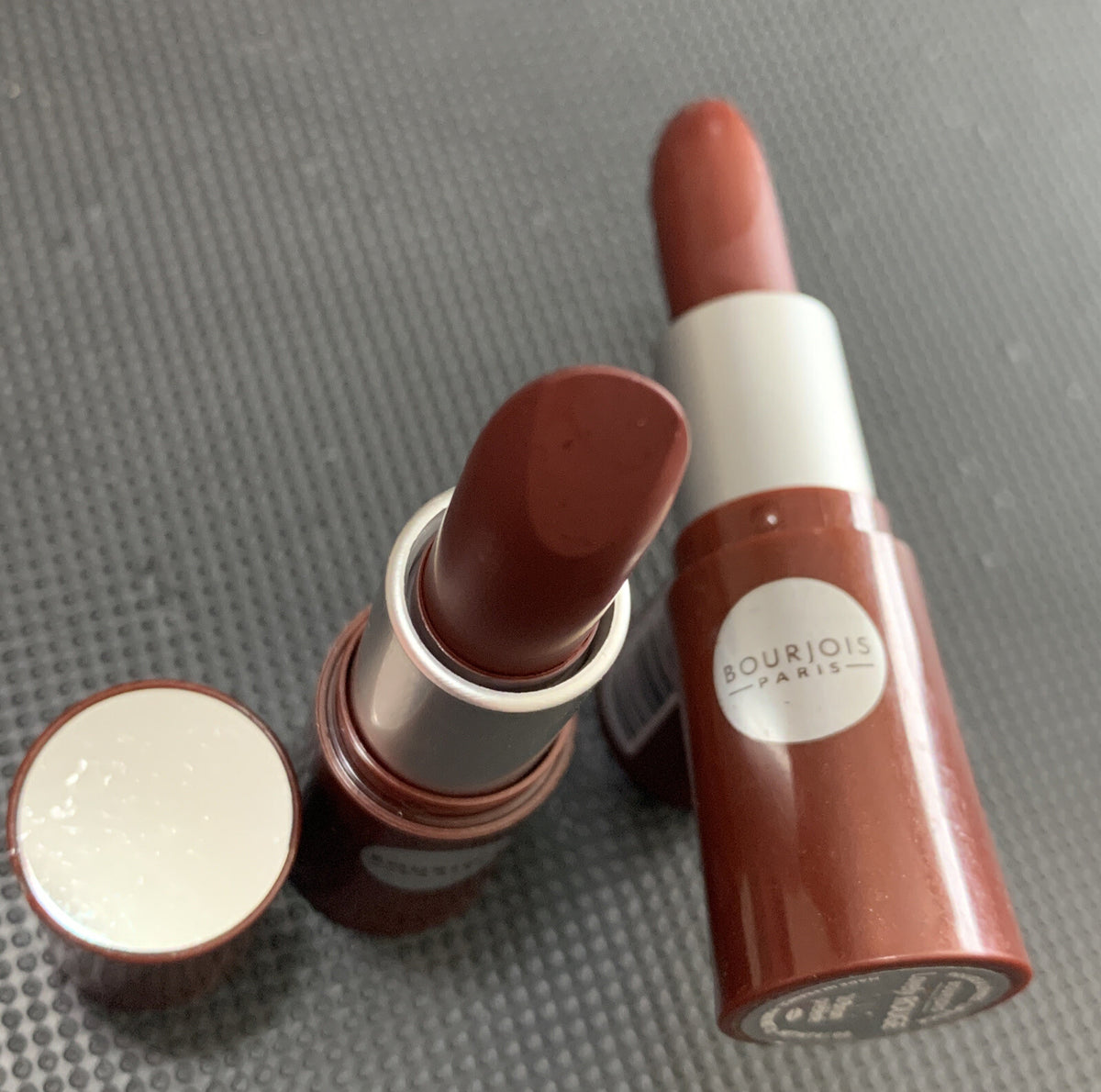 Set of 2 Bourjois Lovely Rouge Lipstick 18 Brun Prefere - 0.1 oz Each