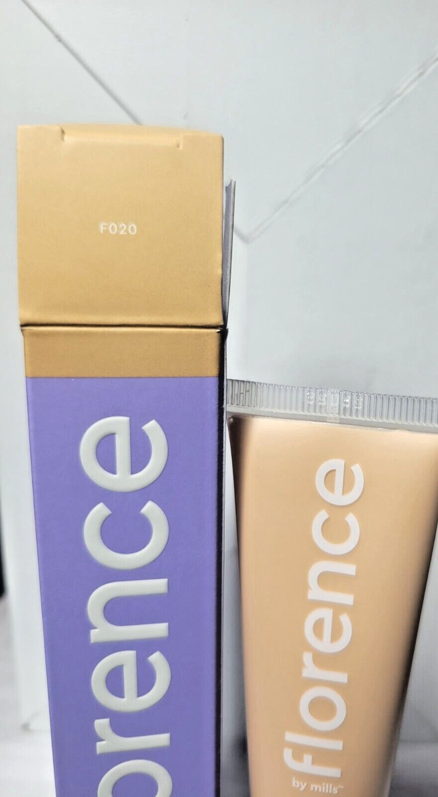 Skin Tint Serum for Natural Glow - Florence by Mills Like A Light F020
