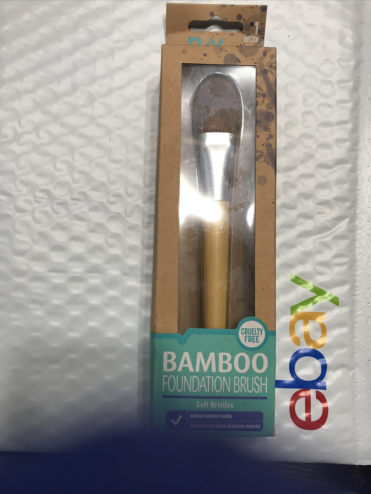 Bamboo Foundation Brush with Soft Bristles for Makeup Application