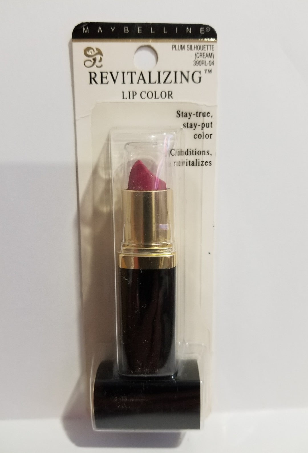 Revitalizing Lipstick in Plum Silhouette - Cream Formula