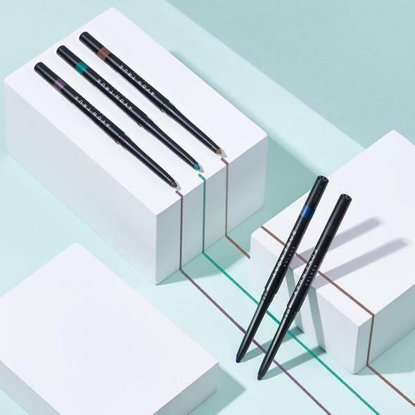 Set of 3 Eyeliner Pencils in Various Shades - Long-lasting, Smudge-proof, Precise Application