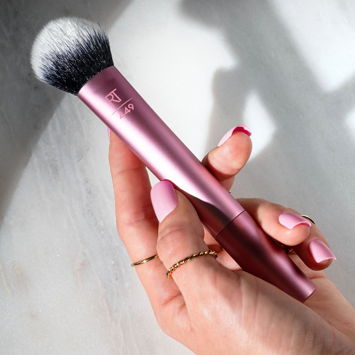 Tapered Makeup Brush for Blush, Highlighter & Contour - Vegan Synthetic