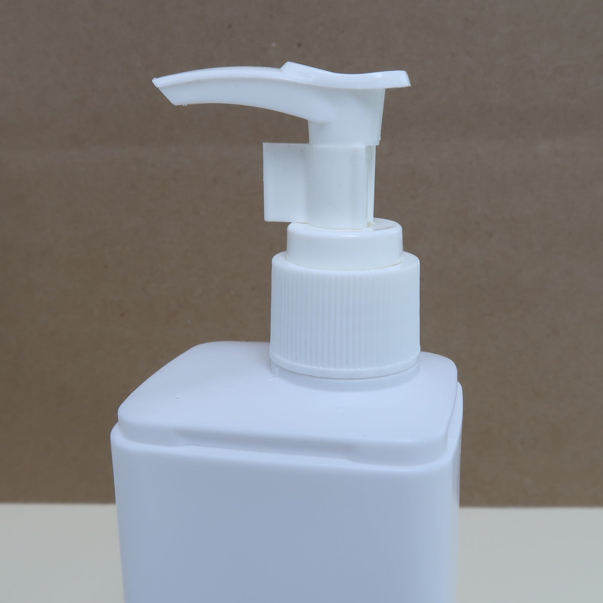 5-Pack 300ml White Spray Bottles for Lotions Oils & Soaps