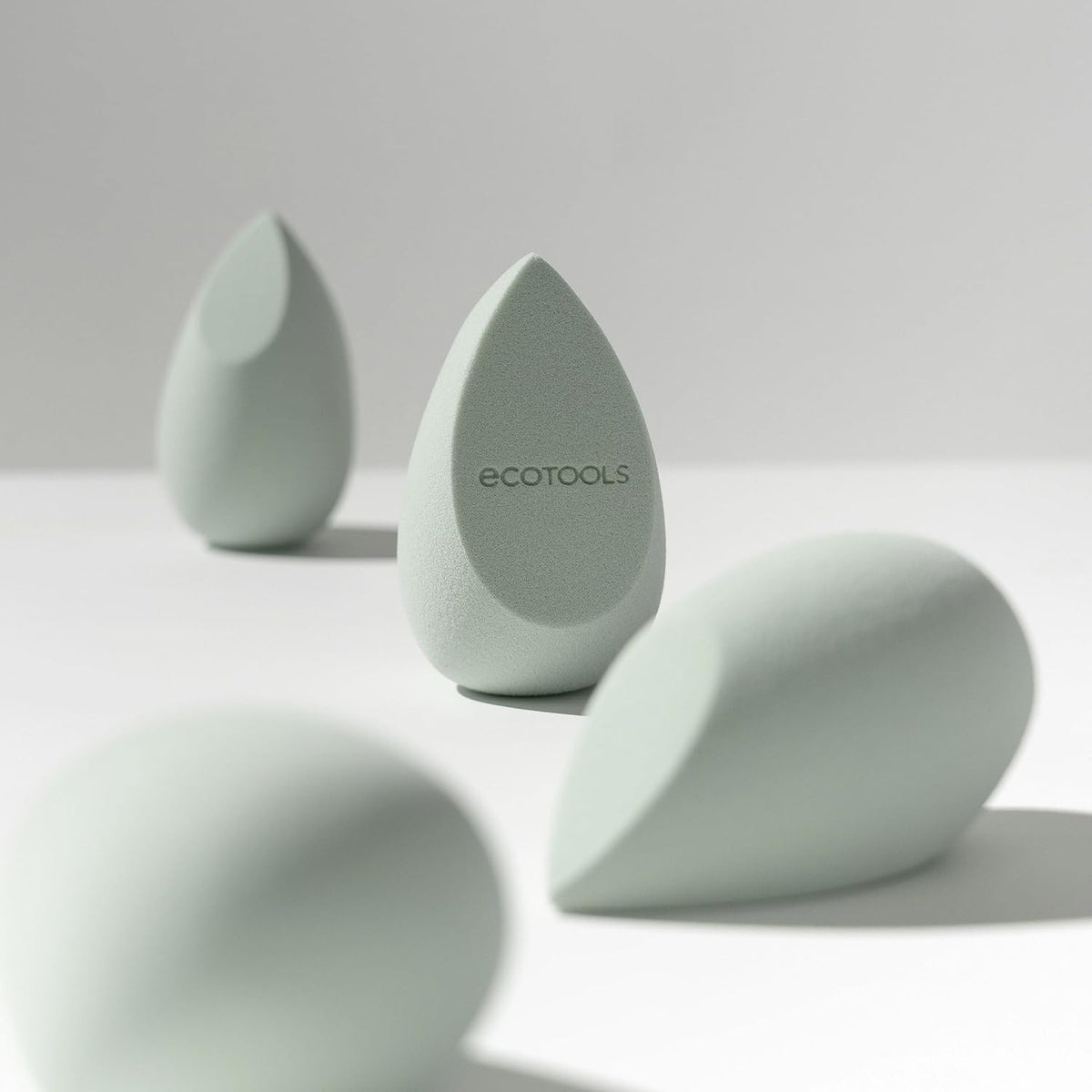 EcoTools Blurring Makeup Sponge Duo for Flawless Natural Finish