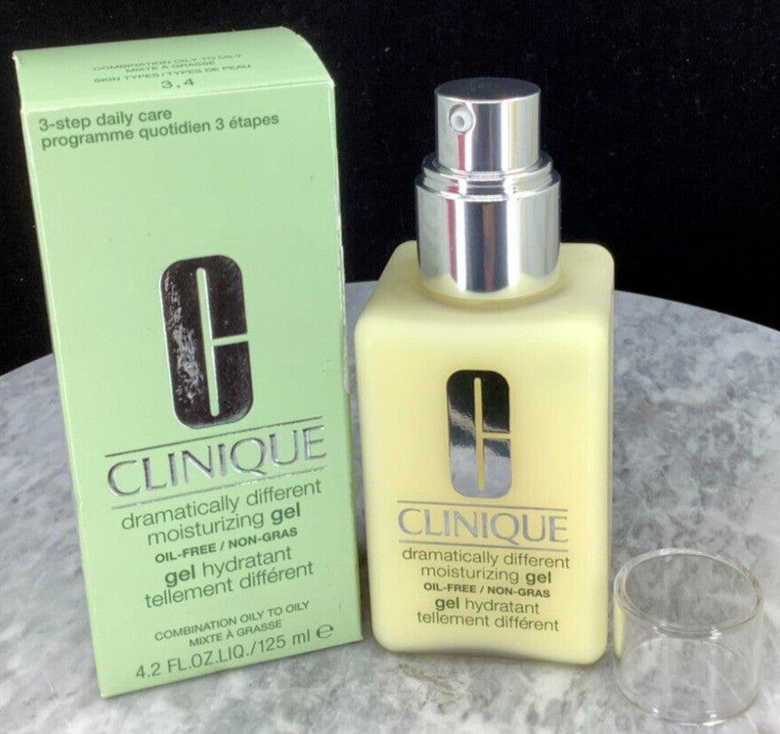 Clinique Dramatically Different Moisturizing Gel Oil-Free / Non-Gras