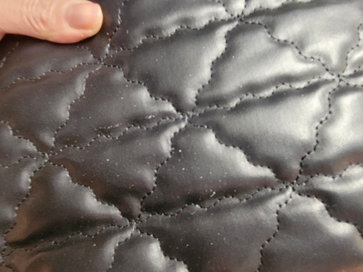 Jones New York Large Black Cosmetic Bag – Quilted Toiletry Case NWT