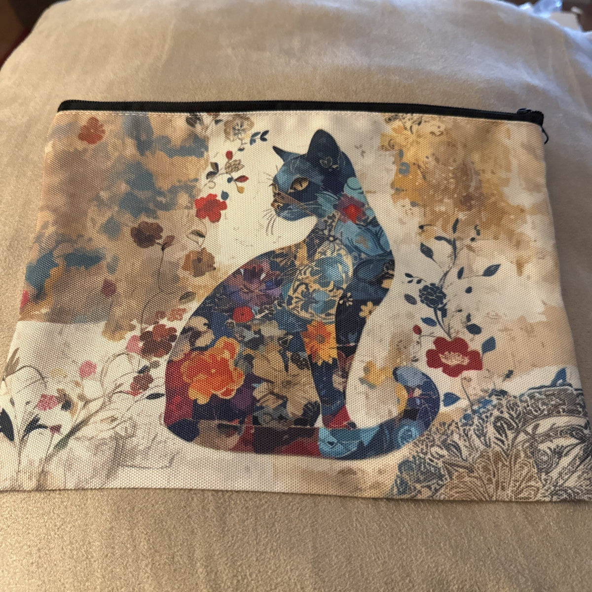 Floral Cat Pattern Makeup Bag – Stylish Cosmetic Organizer for Women