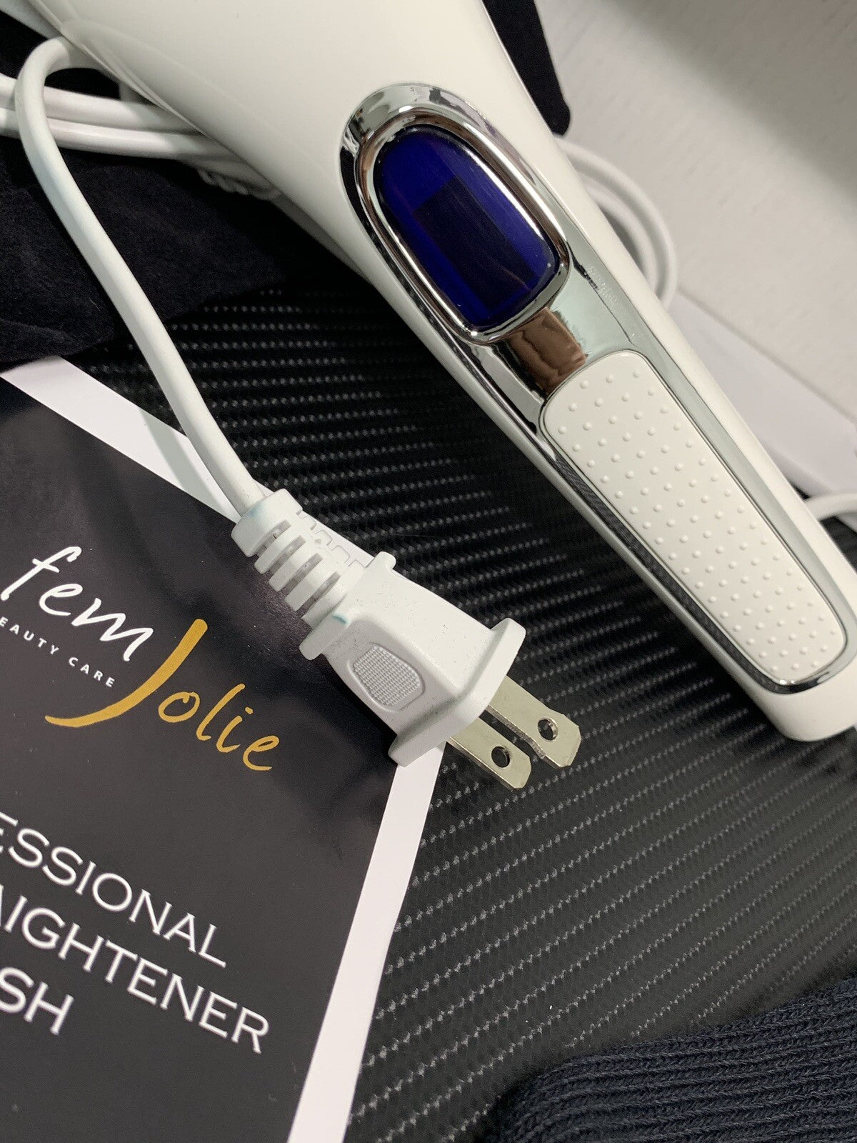 Electric Hair Straightener Brush 3-in-1 Digital Styling Tool for Hair - FemJolie