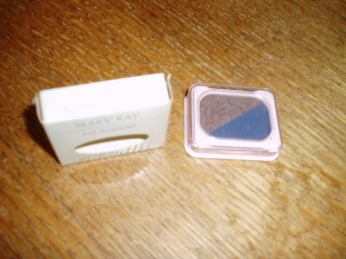 Mary Kay Bluebonnet & Hickory Eye Shadow #3379 - 0.09 oz. Discontinued