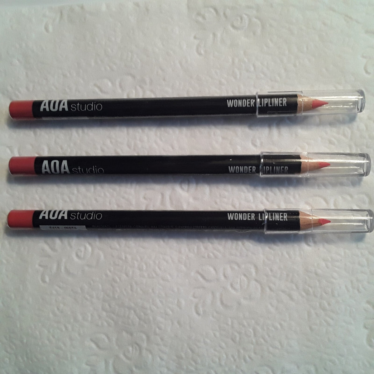 Lipliner Set of 3 - Color 2419 Insta Long-Lasting Lip Definition