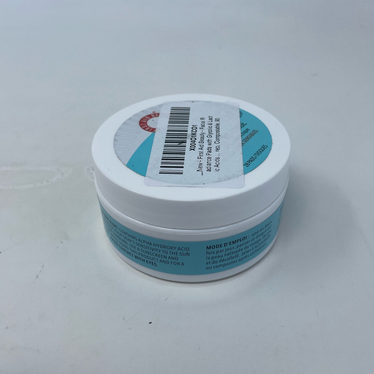 First Aid Beauty Facial Radiance Pads, White/Aqua Jar, 28 ct