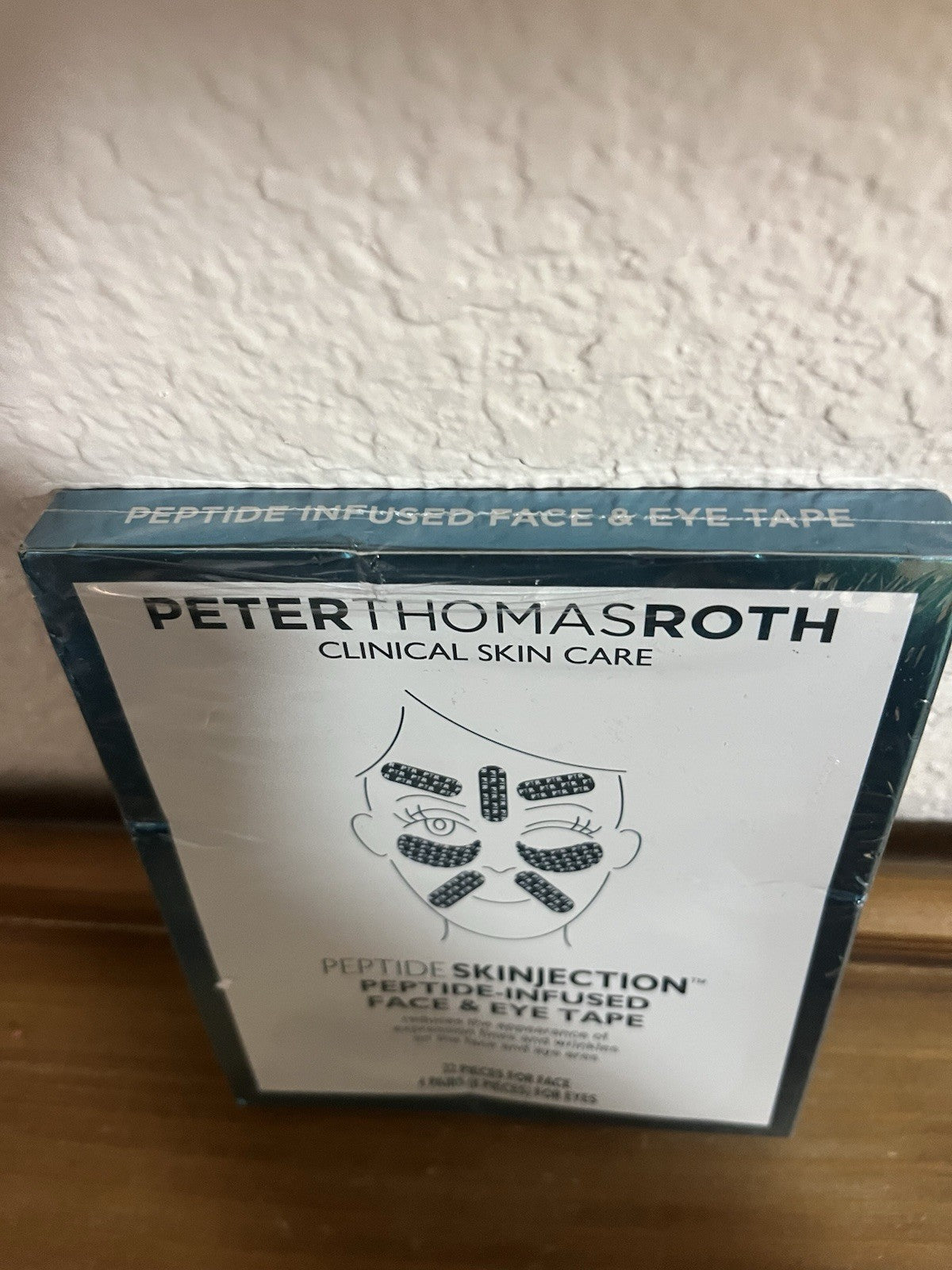 Peter Thomas Roth Peptide Skinjection Face & Eye Tape 32 Pc Set