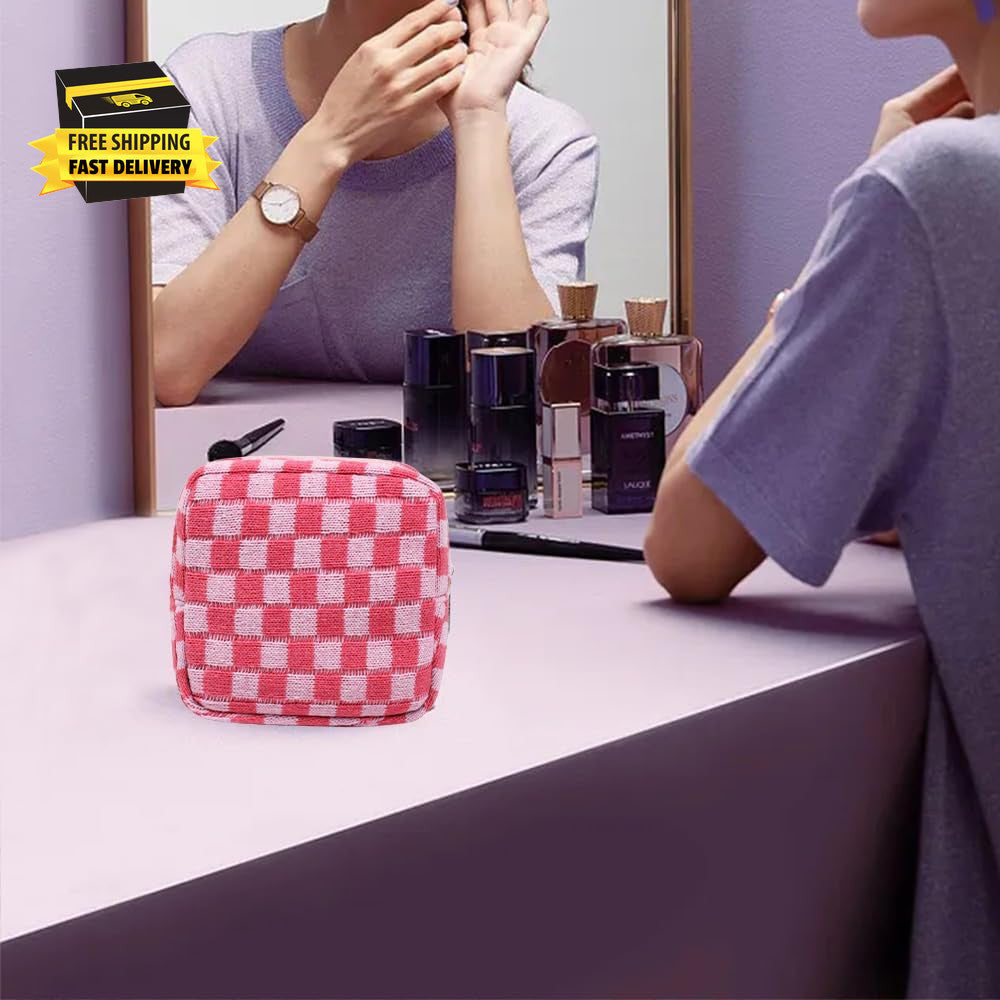 Mini Pink Checkered Makeup Bag with Zipper for Travel and Daily Use