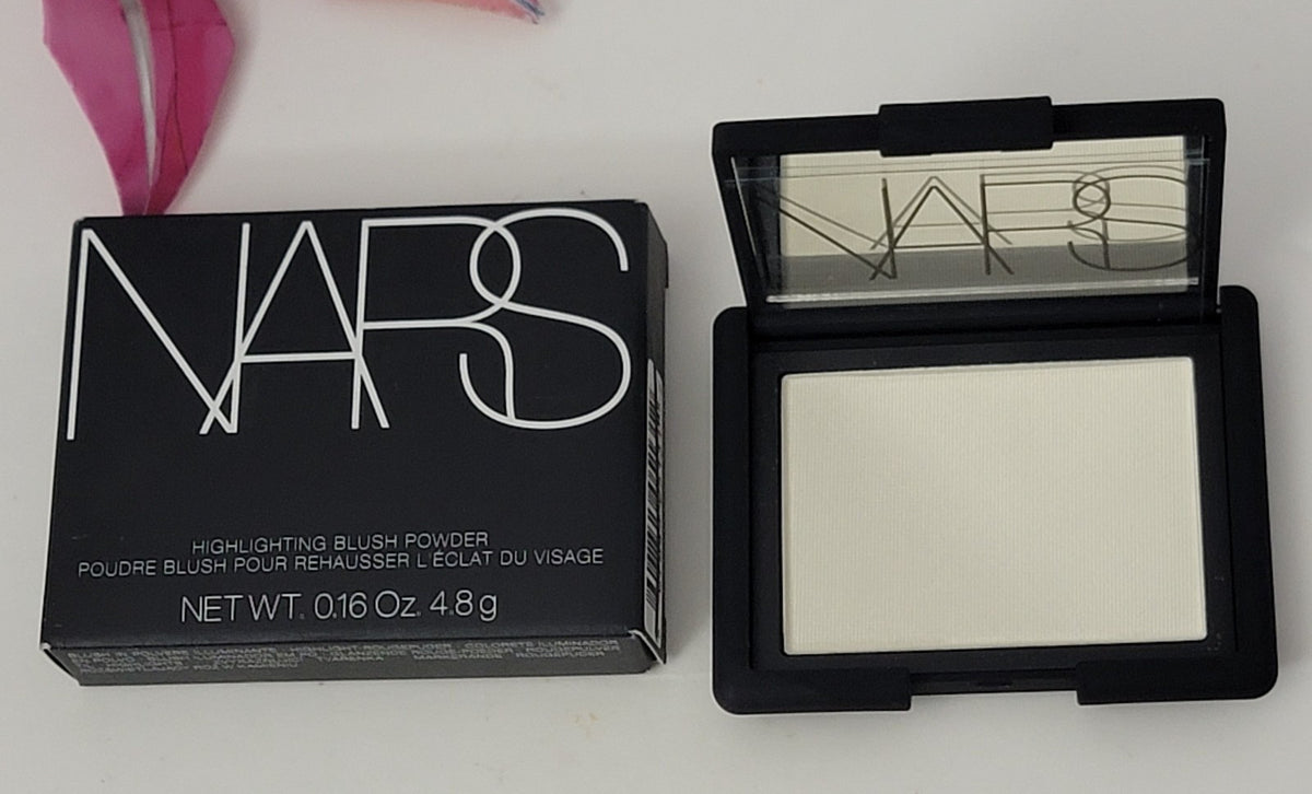 Highlighting Blush Powder - Albatross Shade, Discontinued & RARE