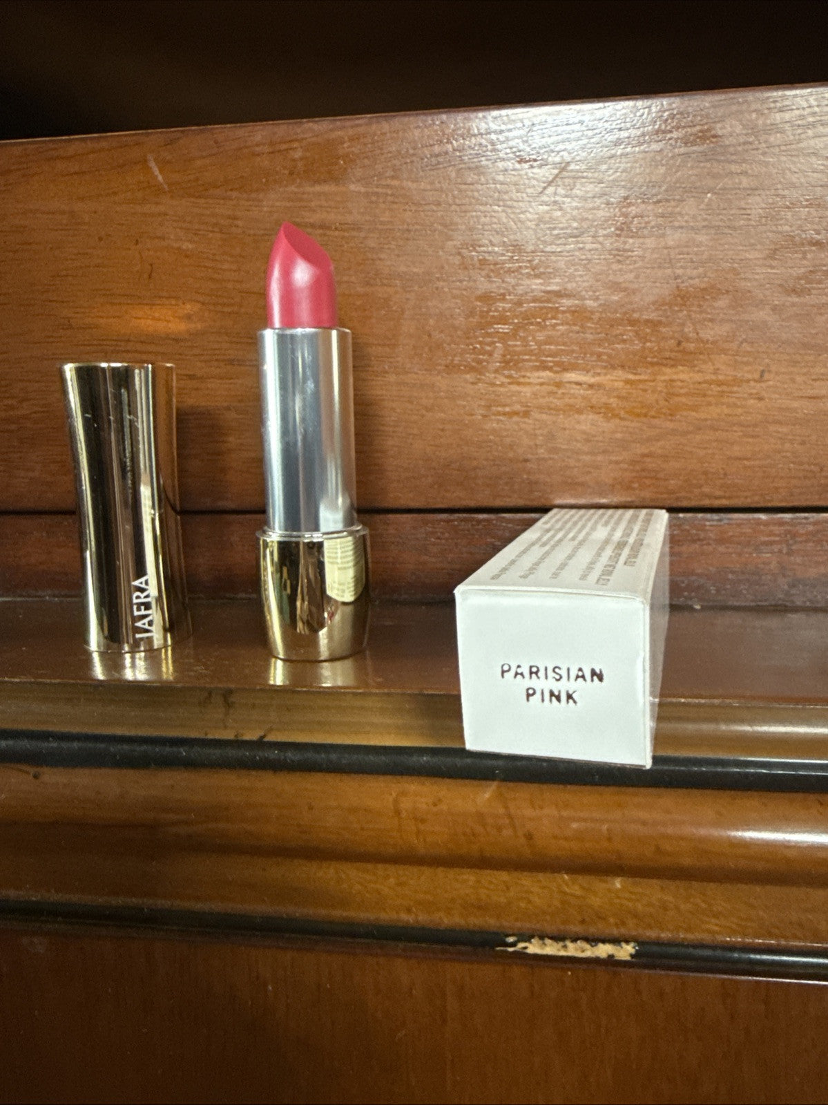 Lipstick with Royal Jelly Parisian Pink - New