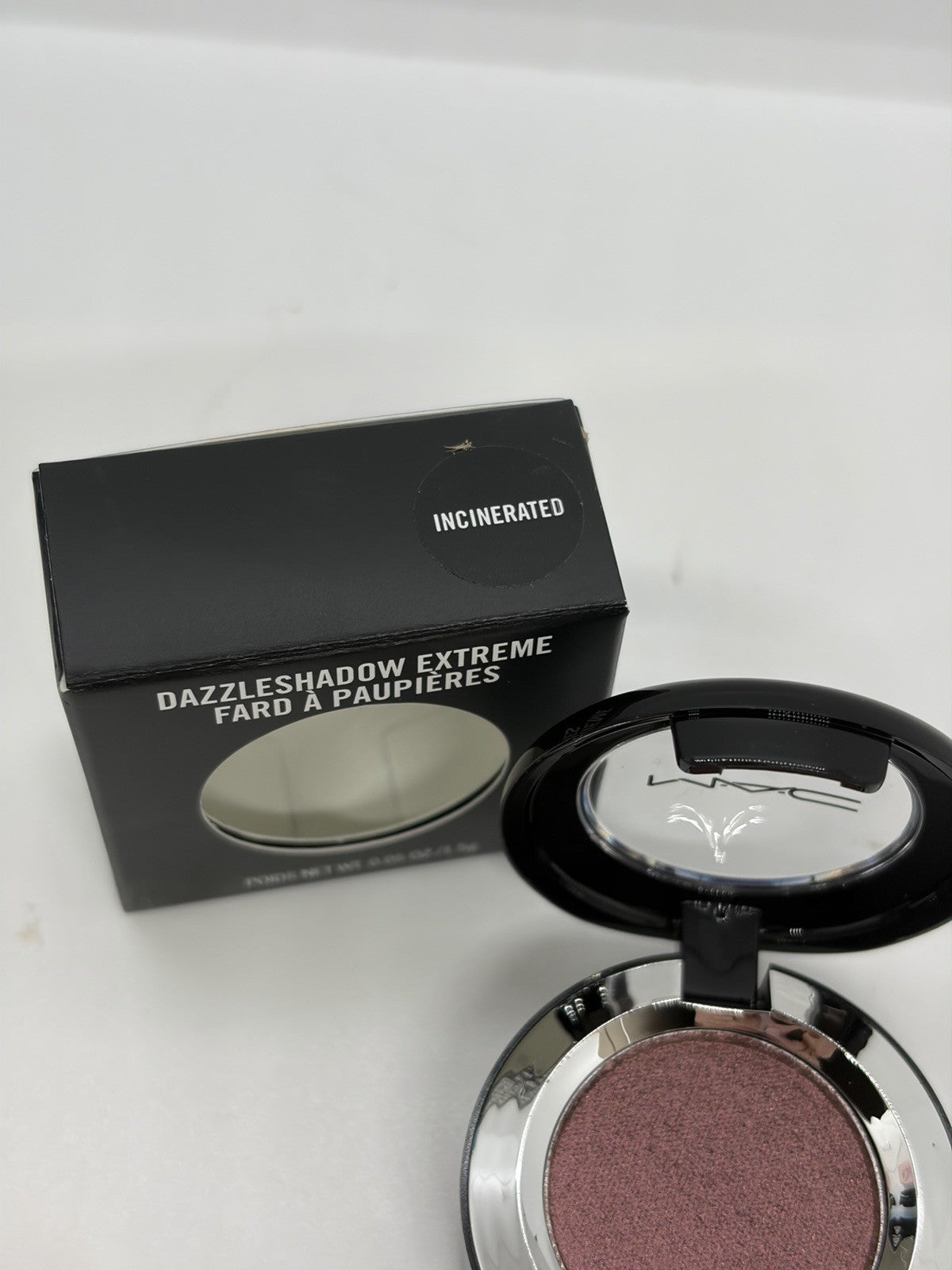 MAC Dazzleshadow Extreme Eyeshadow Incinerated 0.05 oz - New in Box