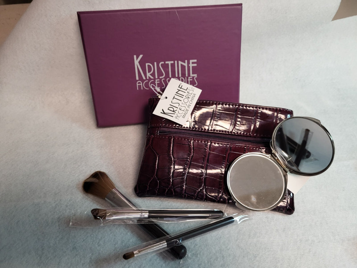Travel Makeup Brush Set with Compact Mirror in Faux Leather Bag