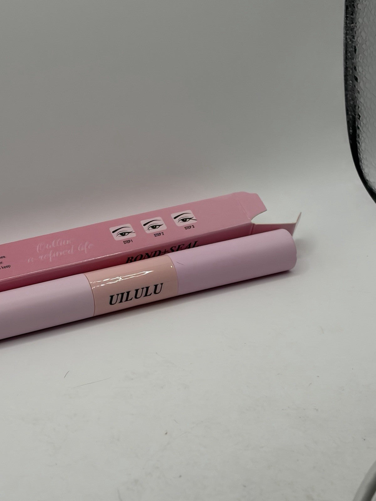 Uilulu Lash Cluster Bond and Seal - Eyelash Extension Adhesive & Sealer