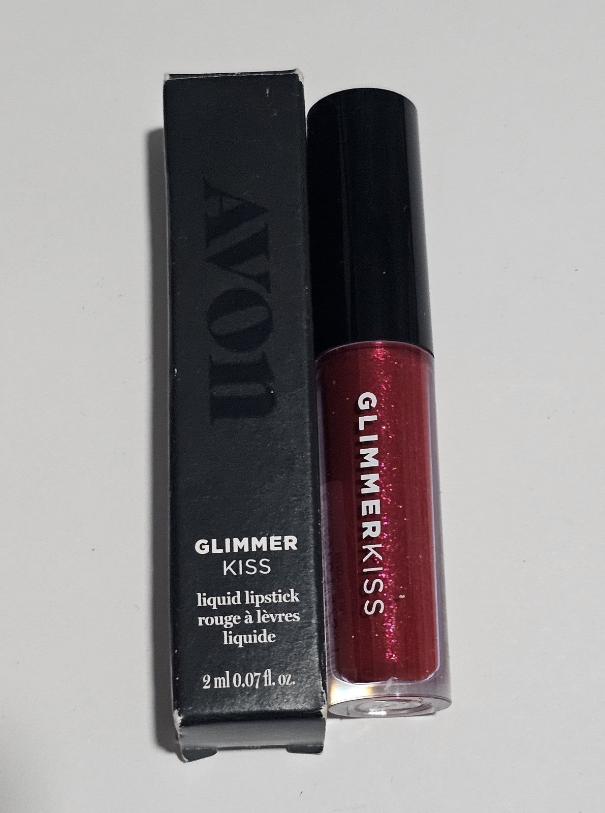Avon Glimmerkiss Lipstick in Ruby - New In Box, Fast Free Shipping