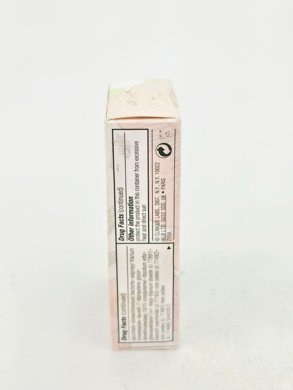 Clinique Light Reflecting Foundation CN 52 Neutral 1 oz | Face Makeup