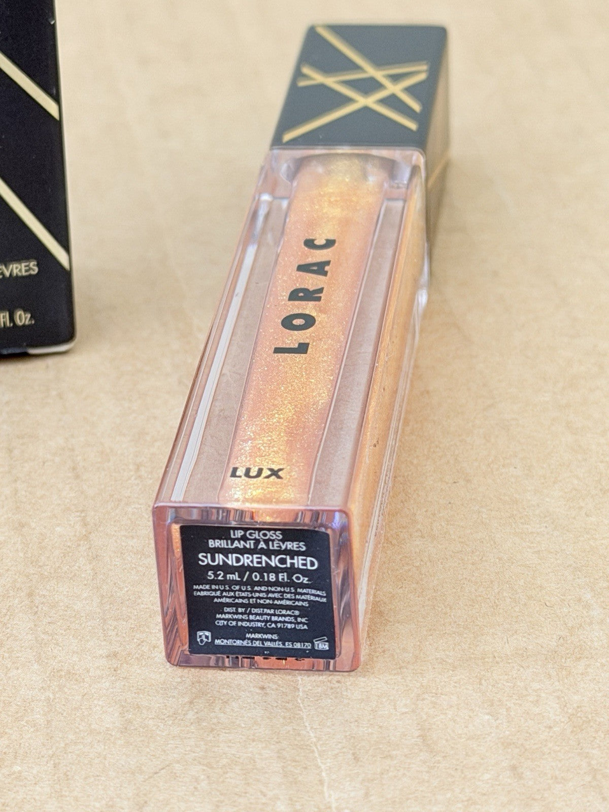 Diamond Lip Gloss with Hydrating Oils - Radiant Shine, Non-Sticky Finish