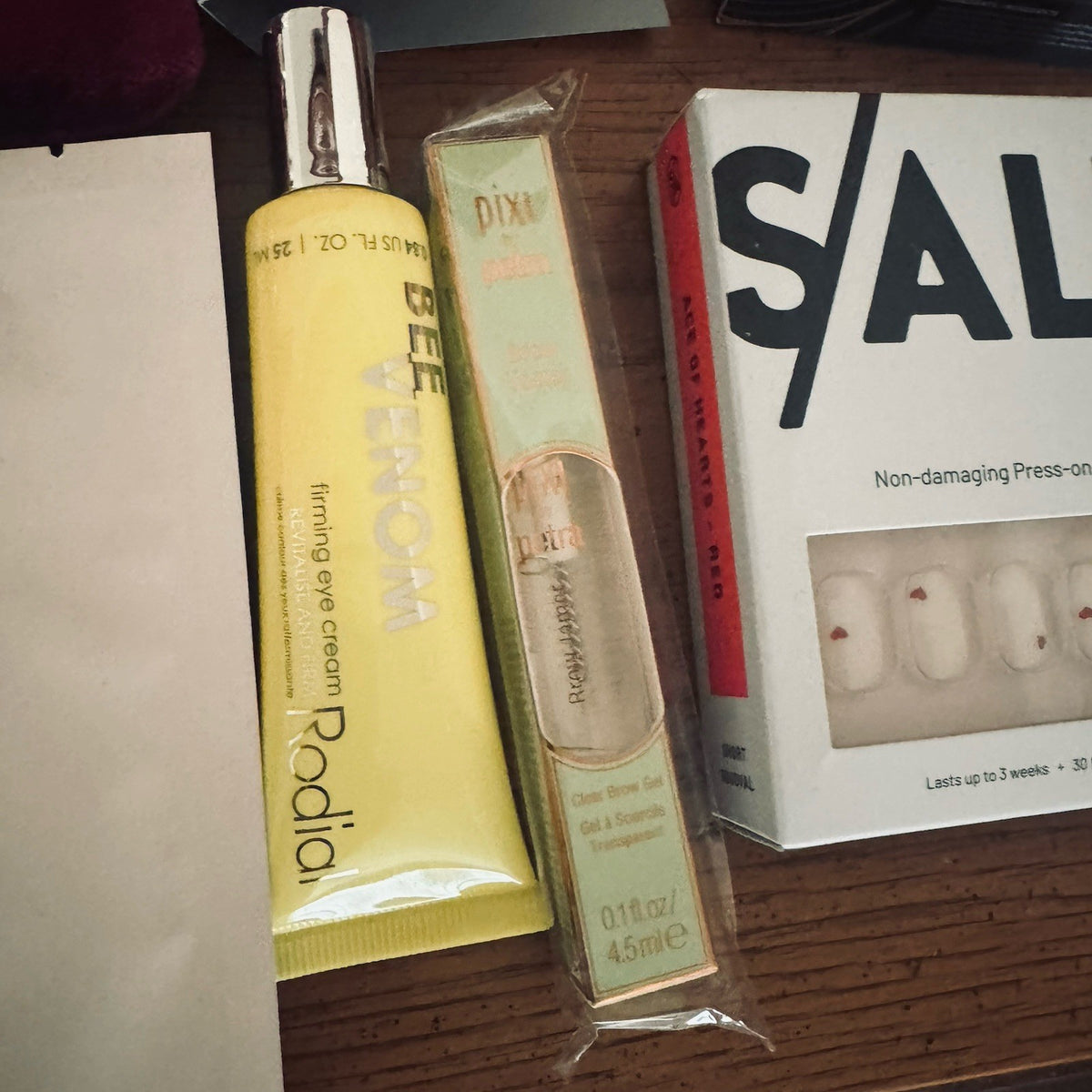 Serum & Skin Care Set with Eye Serum, Face Mask, Nails & Brow Gel