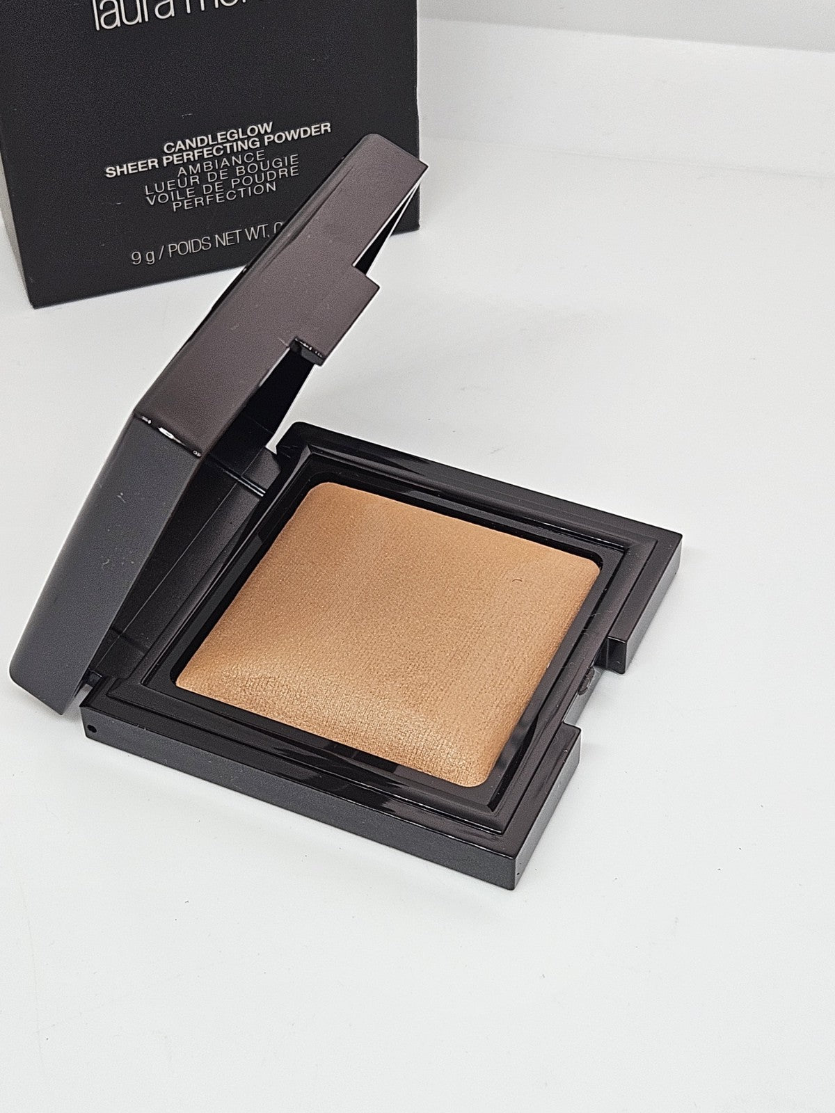 Laura Mercier Candleglow Sheer Perfecting Powder No.4 Medium 0.3oz Radiant Face Powder