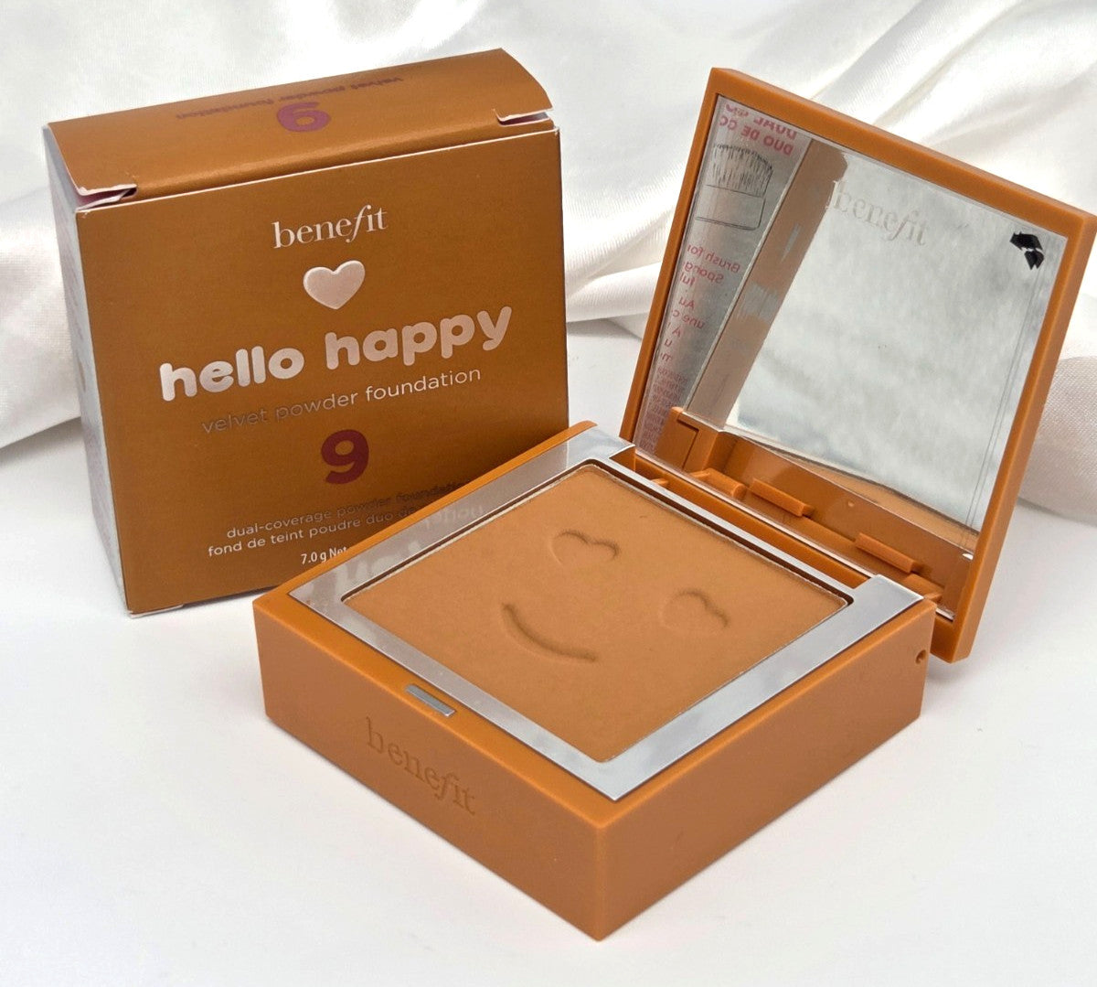 Benefit Hello Happy Velvet Powder Foundation Shade 9 - Lightweight Matte Face Makeup 0.25 oz