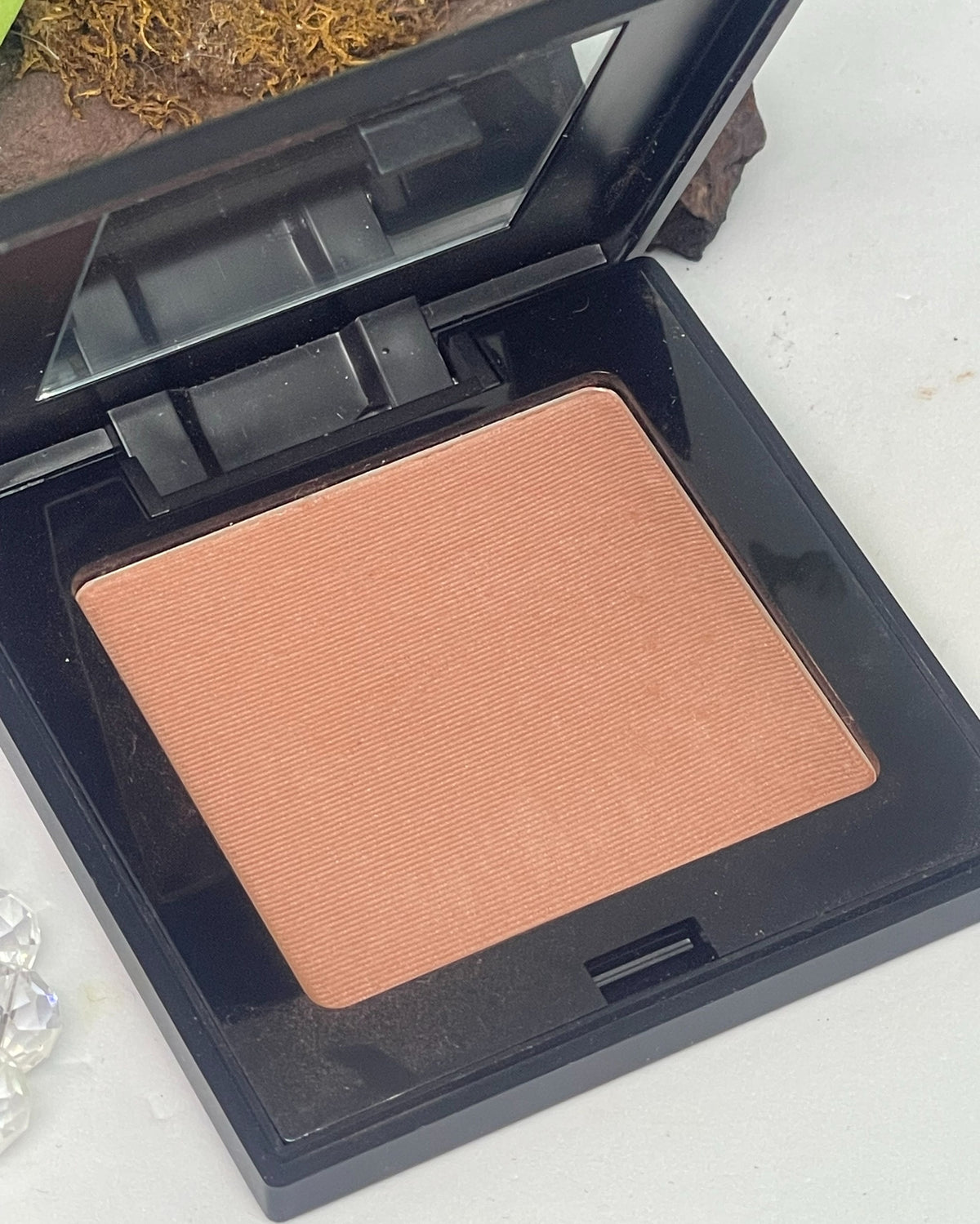 Bronzing Pressed Powder with SPF 10 - The Gold Coast - Full Size