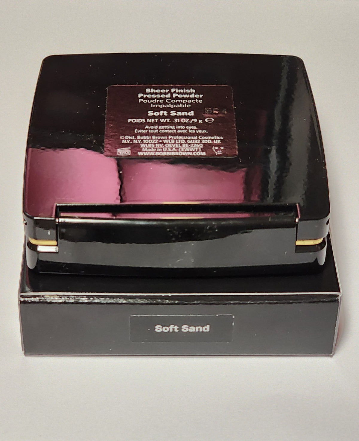 Sheer Finish Pressed Powder in Soft Sand - Full Size Makeup Face Powder