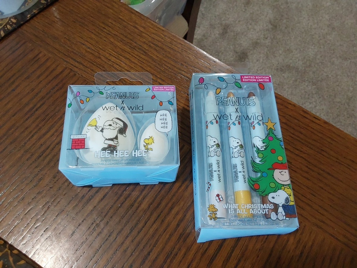 Christmas Eyeshadow & Sponge Set with Snoopy & Woodstock - Full Size