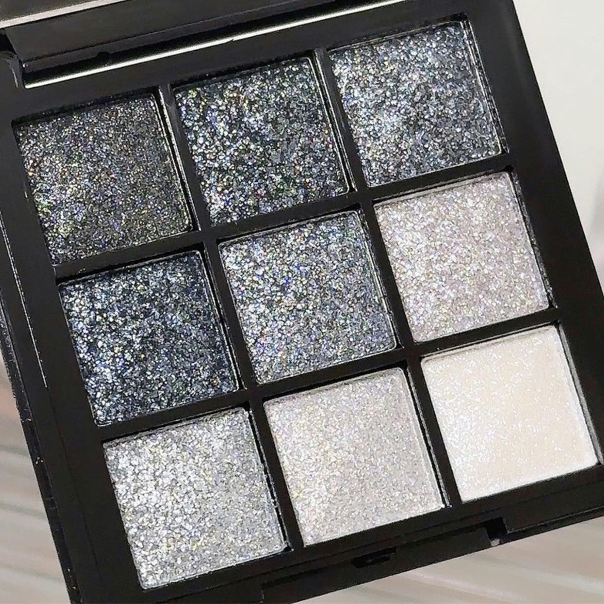 Glitter Eyeshadow Palette - 9 Colors, Waterproof & Long-Lasting, Black Silver