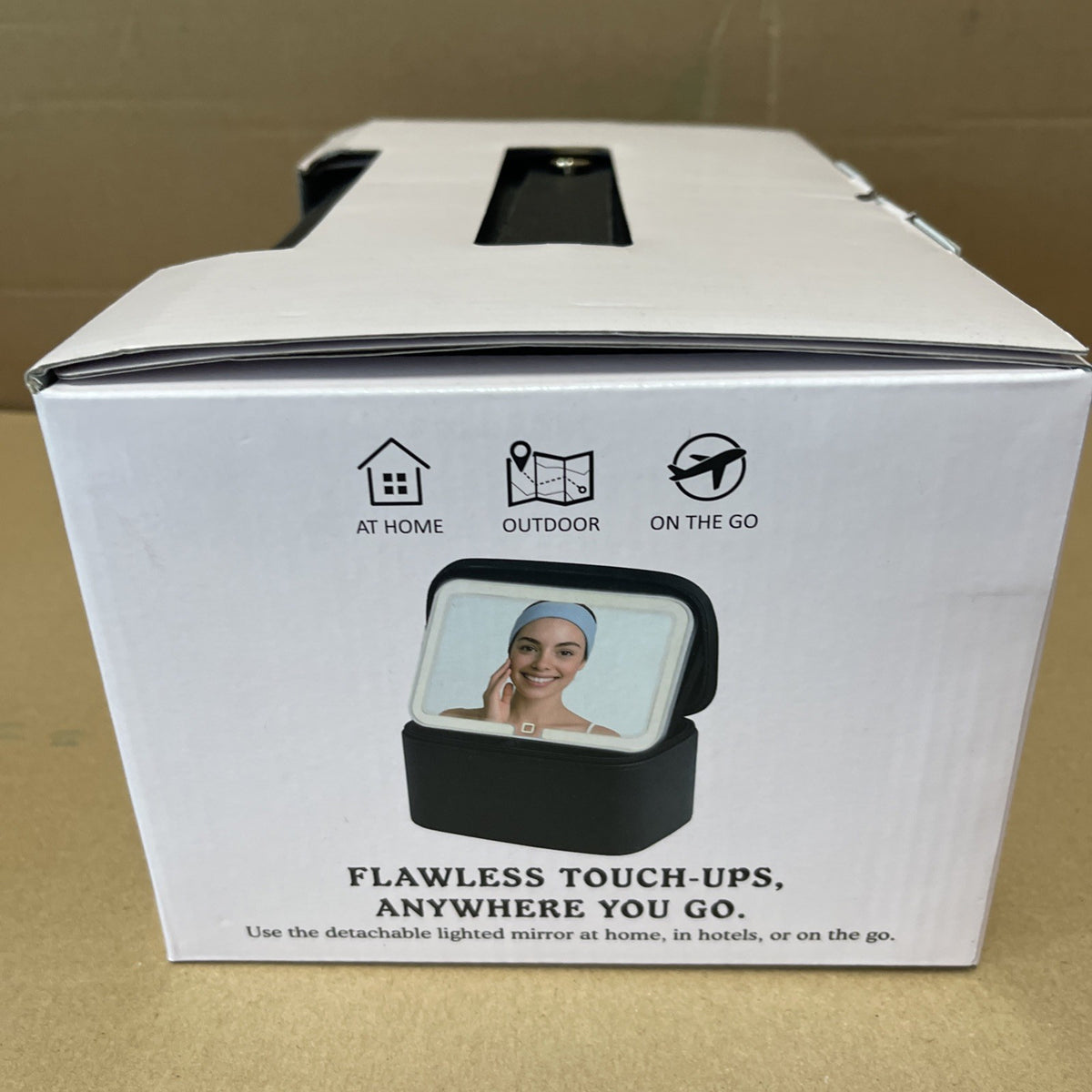 Lighted Makeup Case with LED Mirror USB-C Charging Travel Bag