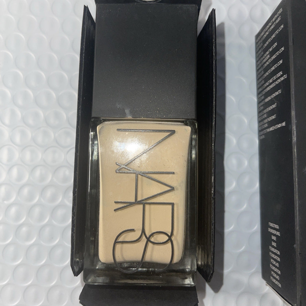 NARS Light Reflecting Foundation Gobi (Light 3) 30ml / 1oz - Flawless Skin