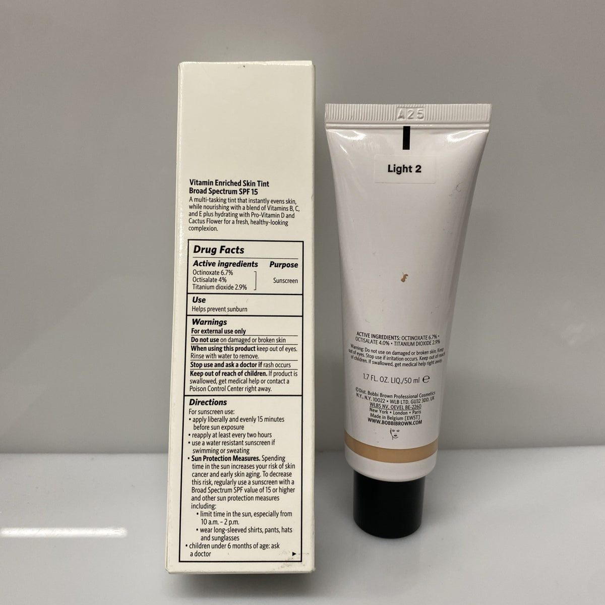 Bobbi Brown Vitamin Enriched Skin Tint SPF15 Light 2 - 1.7 Oz — Face Foundation