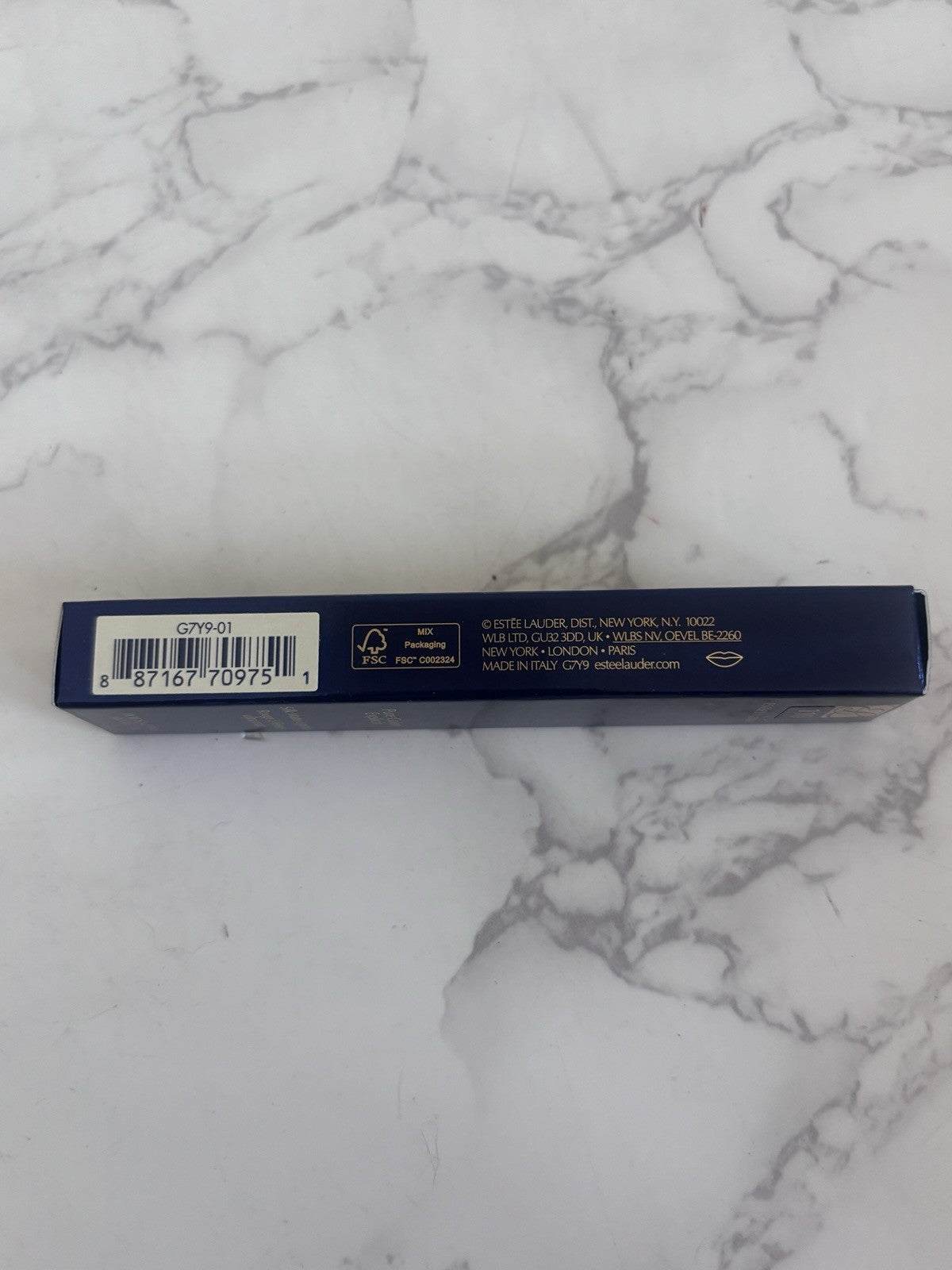 Matte Lipstick 110 Wrong Place Right Time 1.8g - Long-Lasting Lip Color