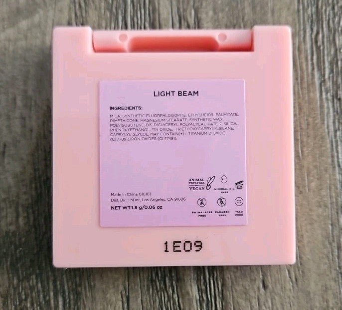 HipDot Light Beam Highlighter - Shimmery Makeup Powder, 0.06 Oz