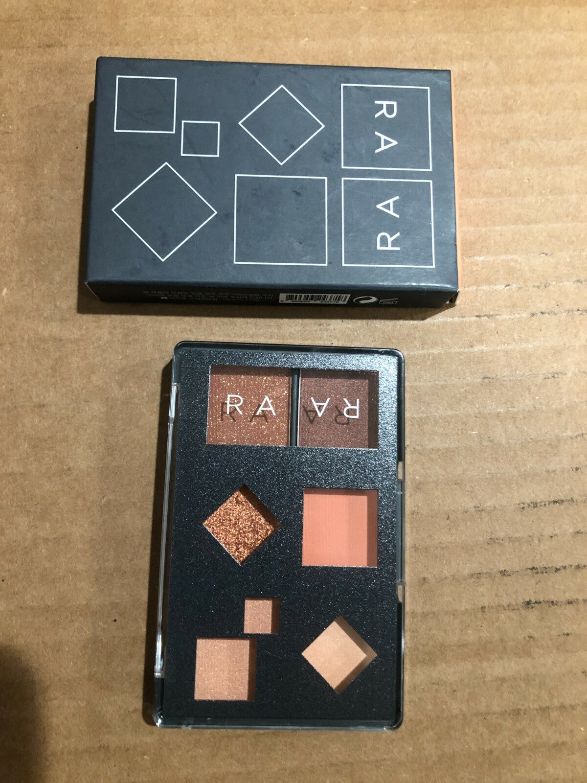 Eyeshadow Palette - Sweet Coral, All-Day Color, Compact Makeup