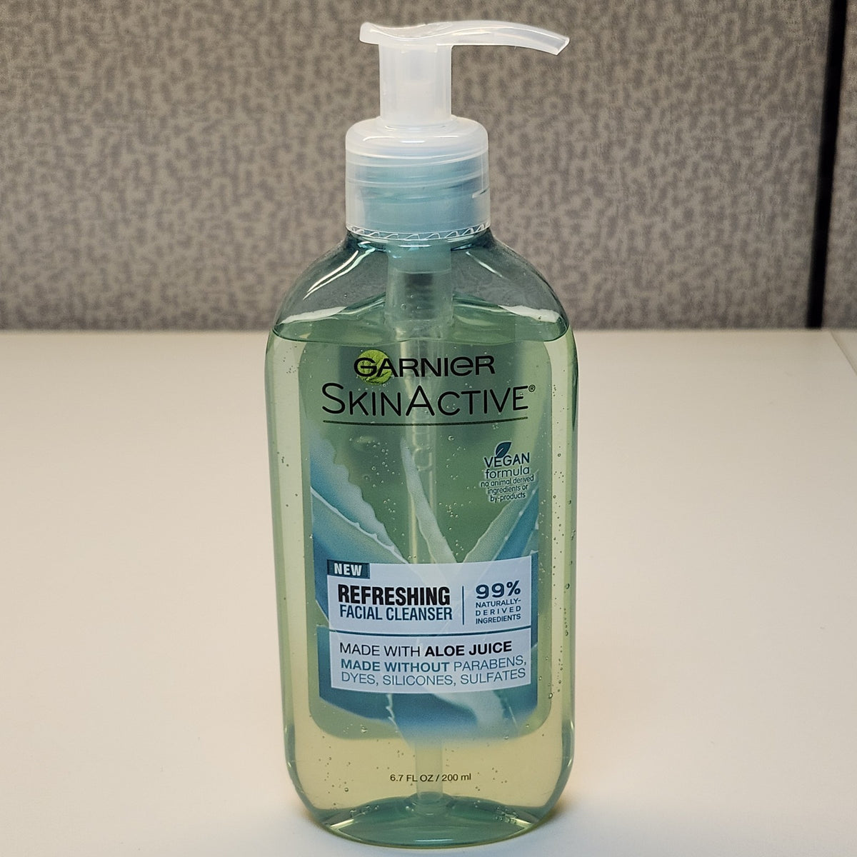 Refreshing Facial Cleanser with Aloe Juice - Vegan Formula, 6.7 fl oz