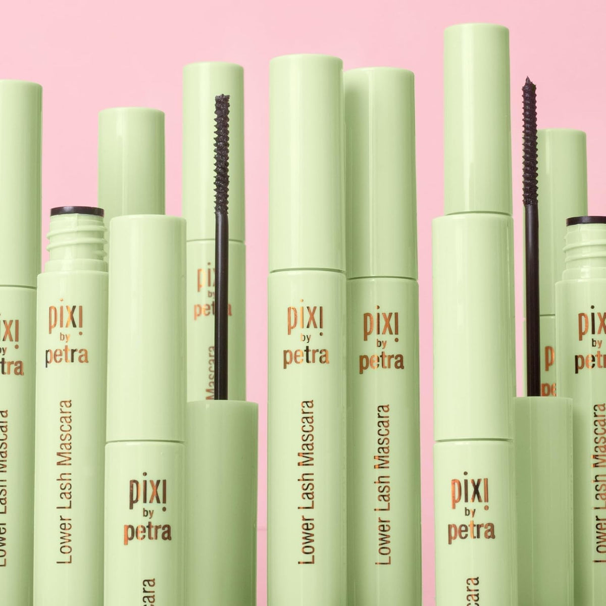 Water-Resistant Lower Lash Mascara with Slim Brush - Vitamin E & Panthenol
