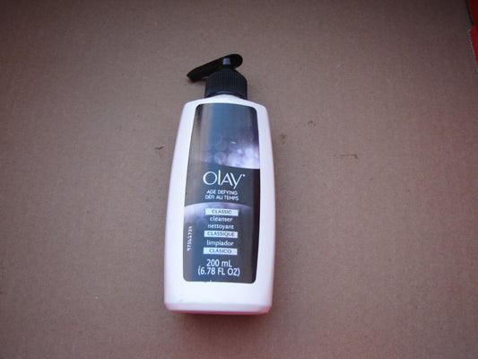 Olay Age Defying Classic Facial Cleanser 6.78 Oz - Discontinued, Rare