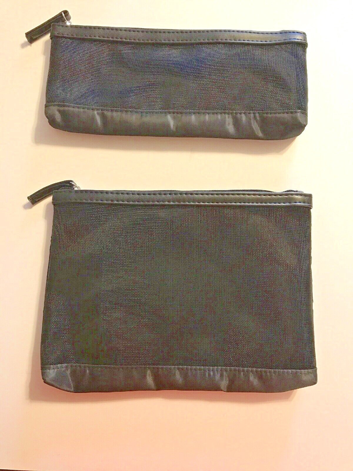 Travel Makeup & Toiletry Case with Detachable Compartments