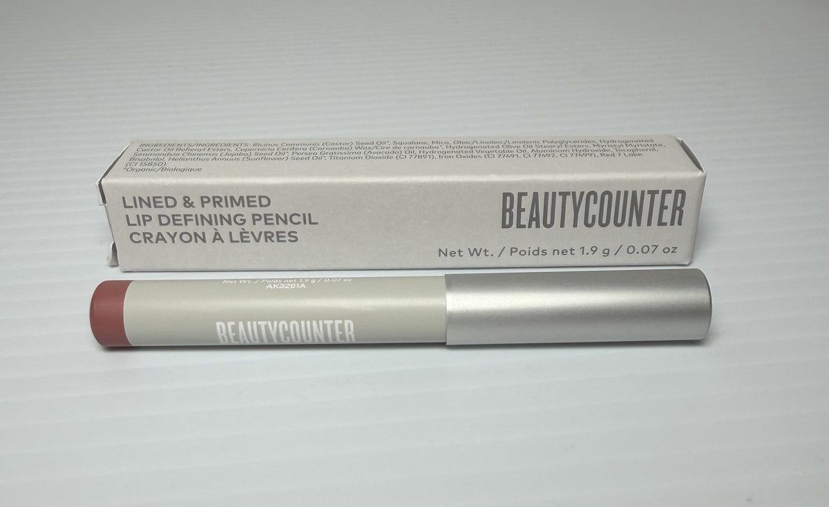 Lip Pencil in Pink Blossom - Lip Liner & Priming Makeup Tool