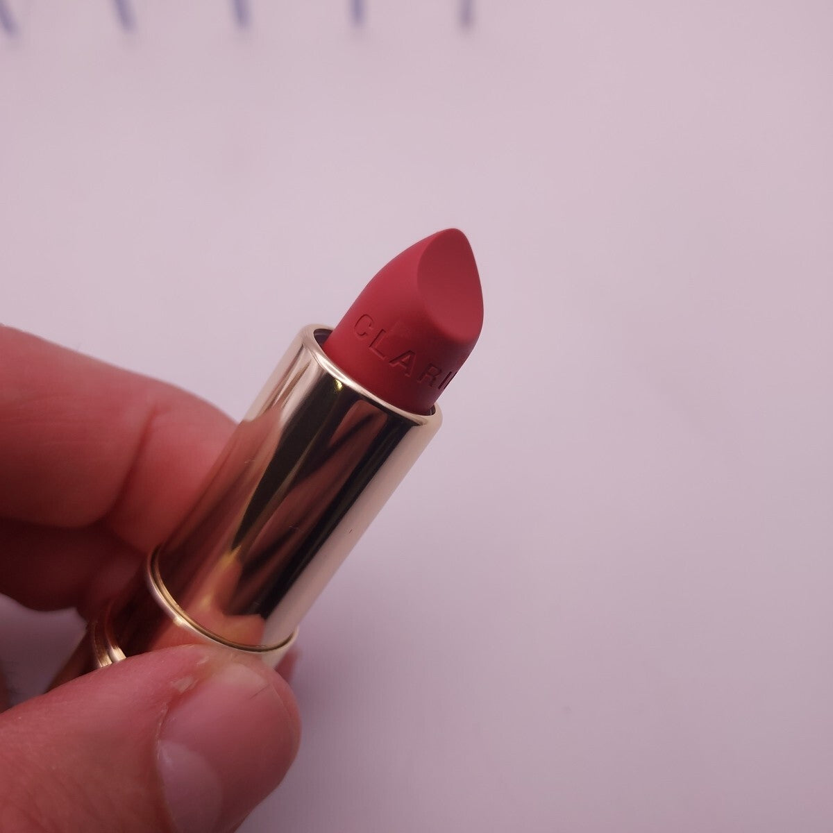 Moisturizing Matte Lipstick GUAVA 756V - Velvet Lip Color